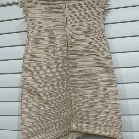 Party dress - Picture 2 of 2